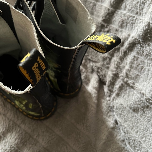 Dr. Martens 1490 ‘Wild Botanics’ *RARE* Women’s Boots - Picture 12 of 14